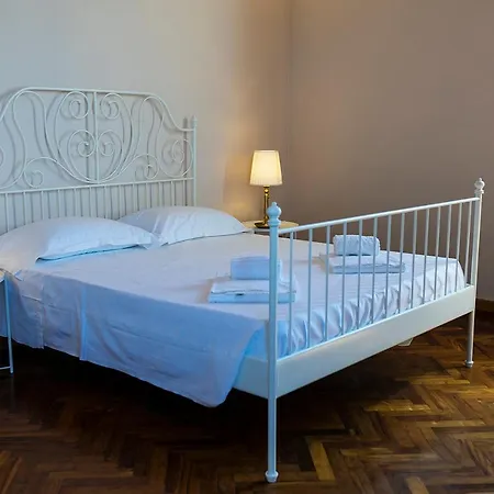 Numero Dodici Domus Regis